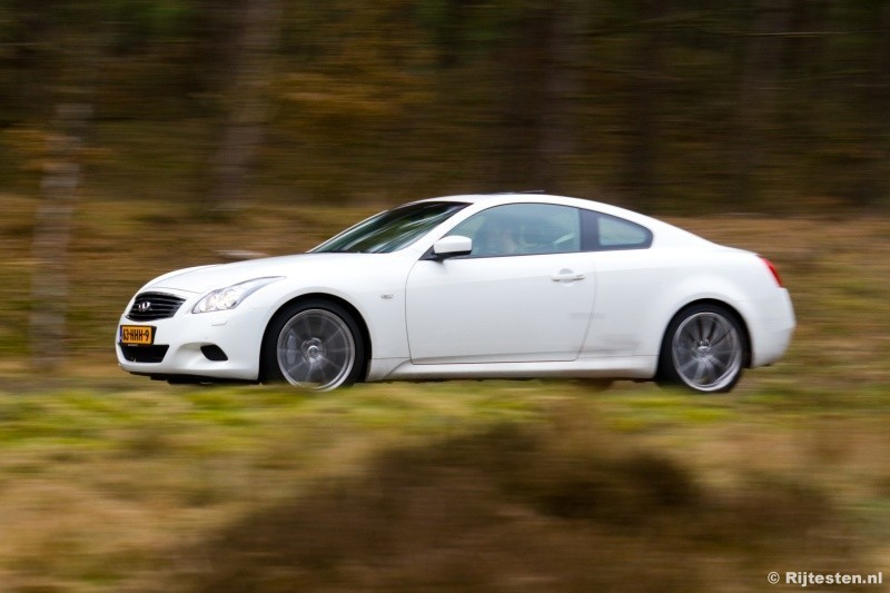 Infiniti G37S Coupé  