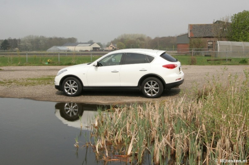 Infiniti EX37 3.7 V6 