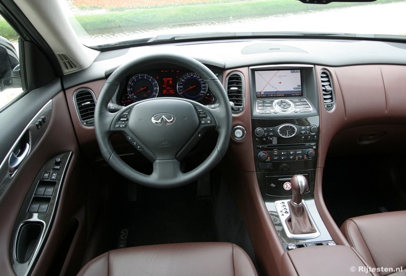 Infiniti EX37 3.7 V6 