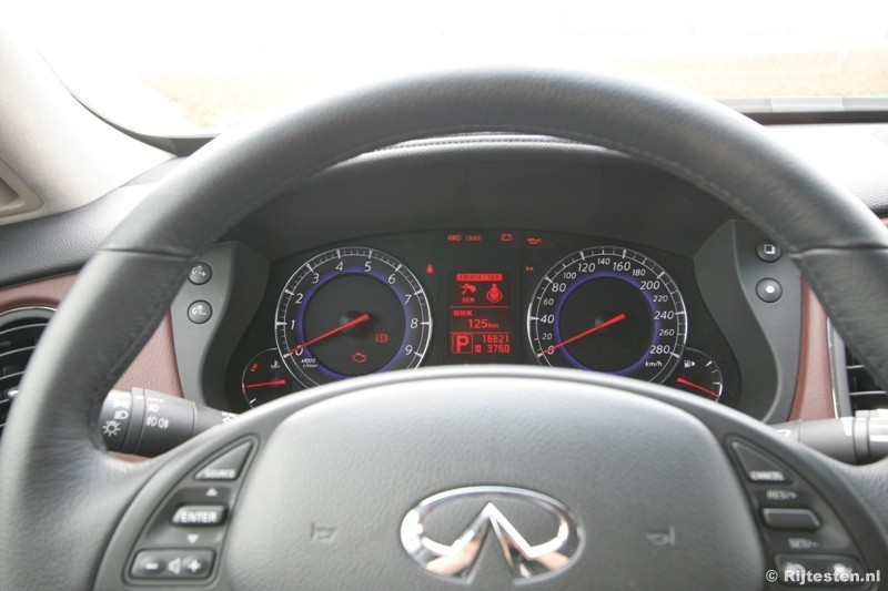 Infiniti EX37 3.7 V6 