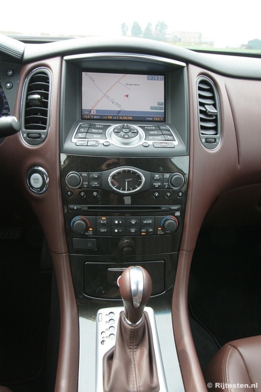 Infiniti EX37 3.7 V6 