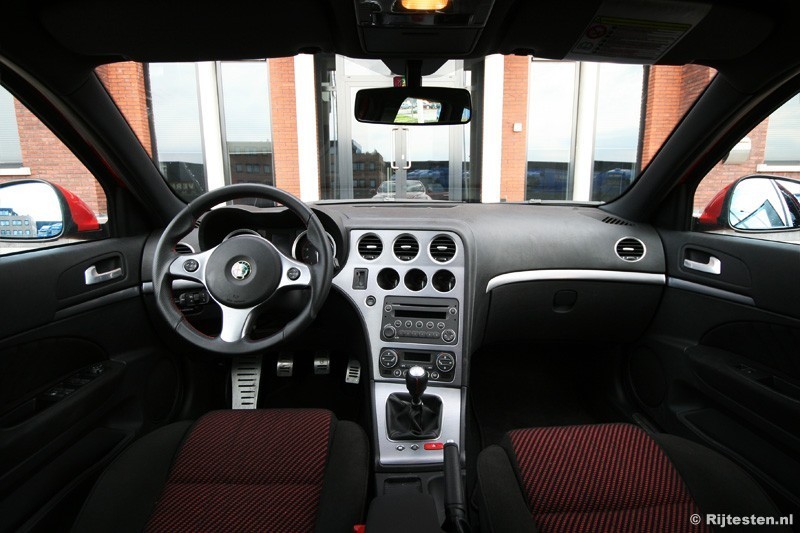 Alfa Romeo 159 Sportwagon 2.2 JTS Sport