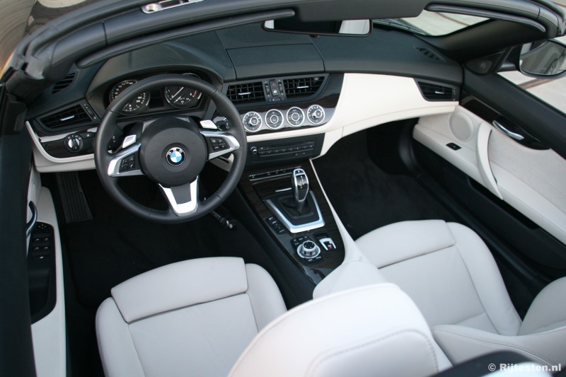 BMW Z4 Roadster sDrive35i DCT 