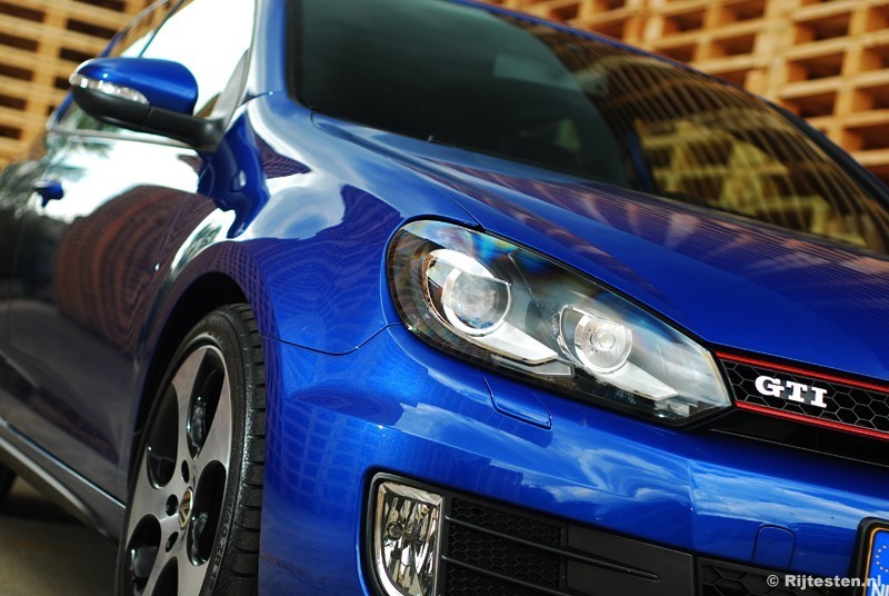 Volkswagen Golf GTI 2.0 TSI 