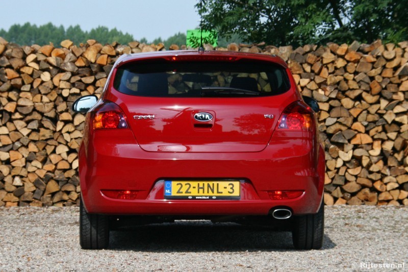 Kia Pro_cee'd 1.4 CVVT ISG X-ecutive