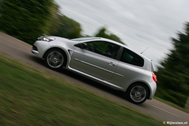 Renault Clio RS 2.0 16V 