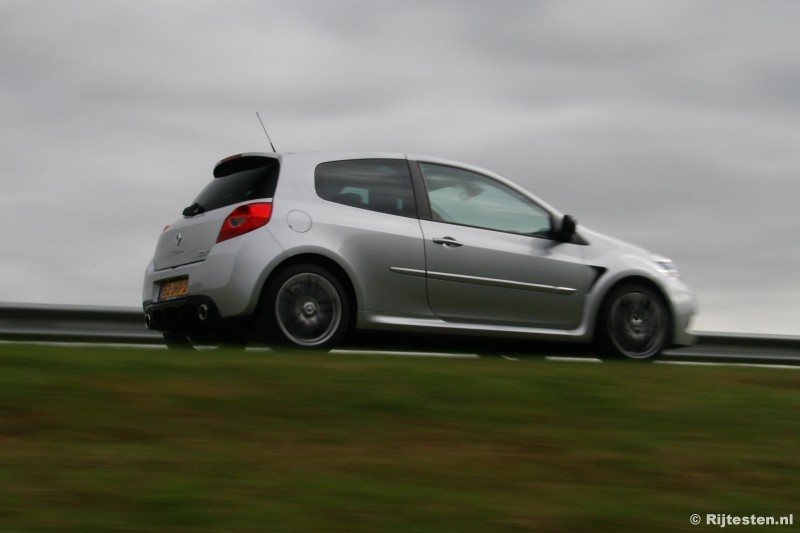 Renault Clio RS 2.0 16V 