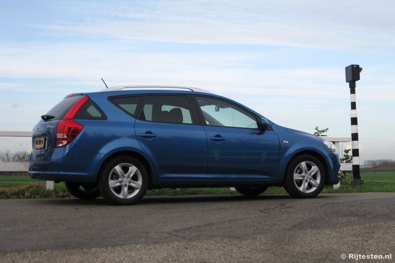 Kia cee'd Sporty Wagon 1.6 CVVT EcoDynamics First Edition