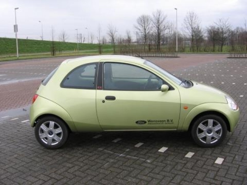 Ford Ka 1.3i 70 pk Appel