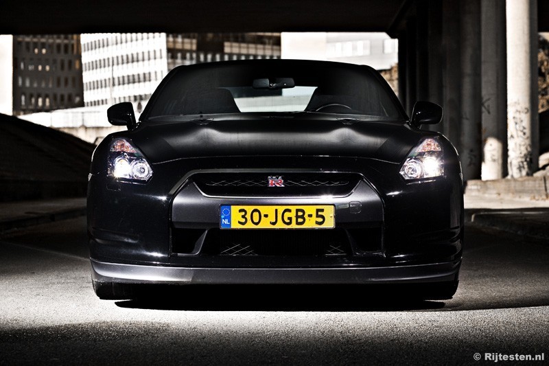 Nissan GT-R  Black Edition