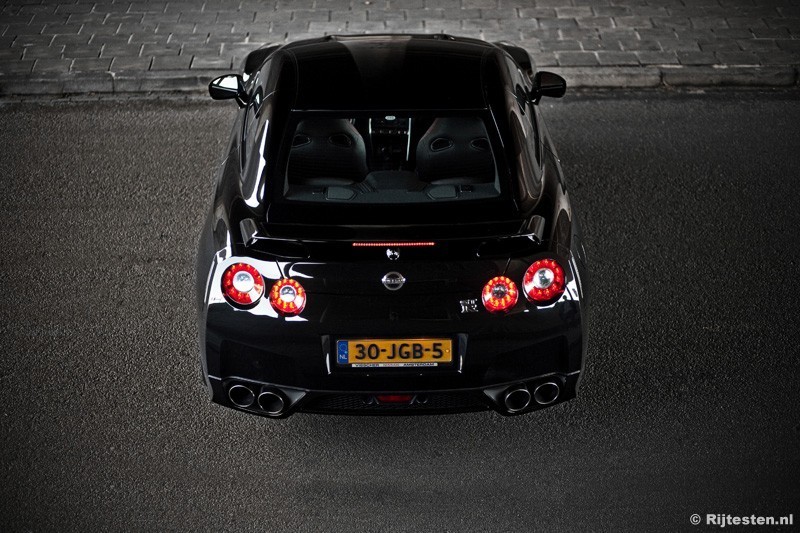 Nissan GT-R  Black Edition