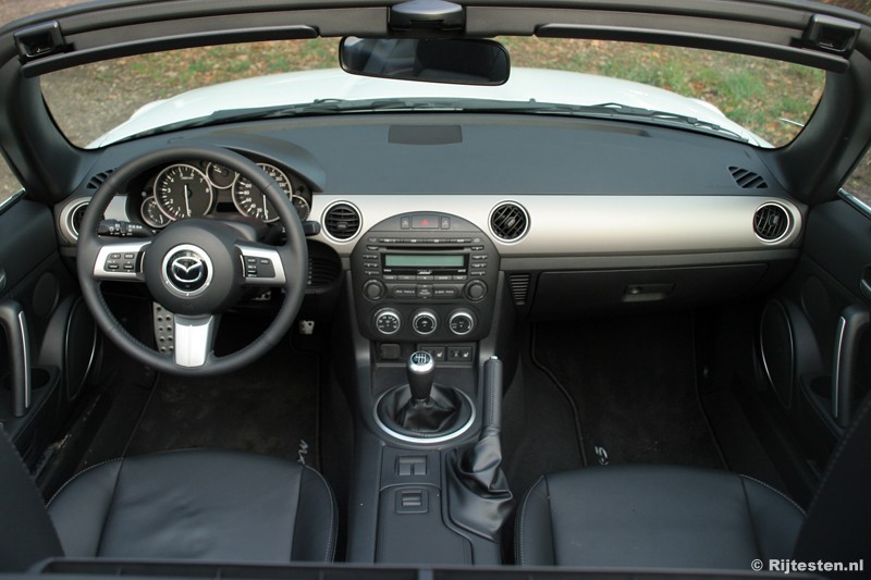 Mazda MX-5 Roadster Coupé 2.0 GTL
