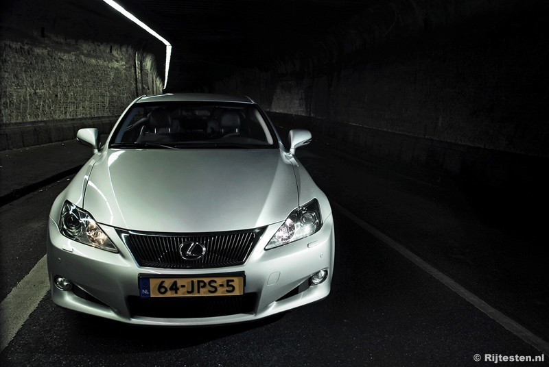 Lexus IS 250C  Executive