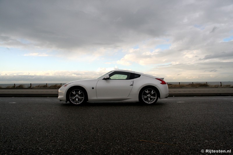 Nissan 370Z  