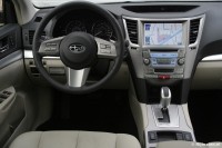 Subaru Legacy Touring Wagon 2.0i Executive Lineartronic