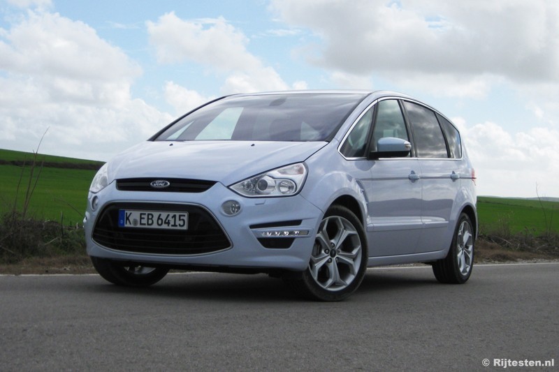 Ford S-MAX 2.0 SCTi Powershift