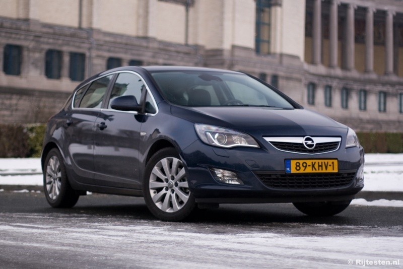 Opel Astra 1.7 CDTI Cosmo