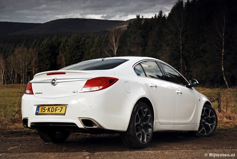 Opel Insignia OPC 2.8 V6 Turbo 