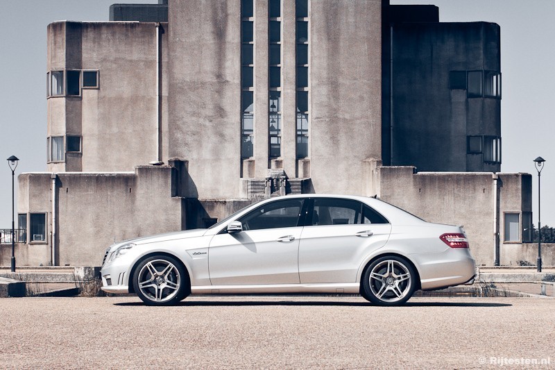 Mercedes-Benz E63 AMG  