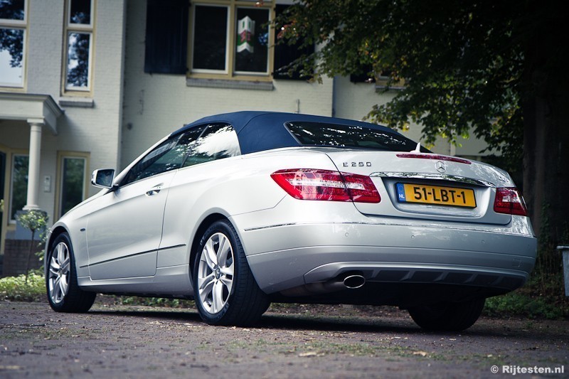 Mercedes-Benz E-Klasse Cabriolet 250 CGI 