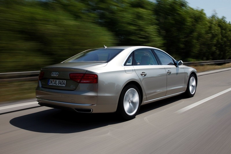 Audi A8L 6.3 W12 quattro 