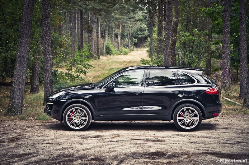 Porsche Cayenne Turbo  