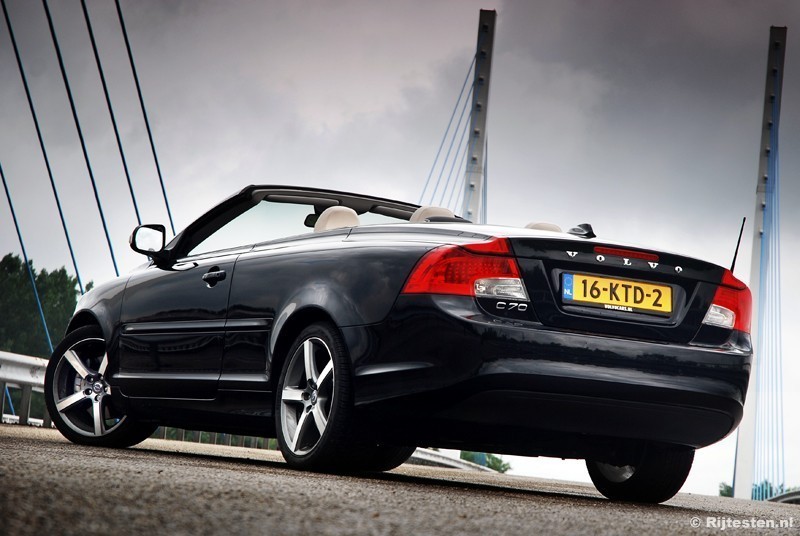 Volvo C70 2.0D Powershift Intro Edition