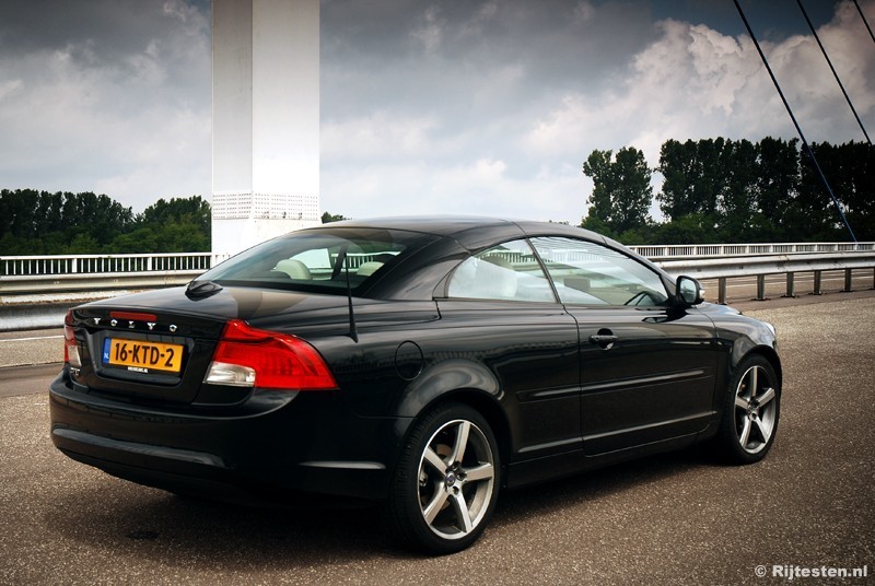 Volvo C70 2.0D Powershift Intro Edition