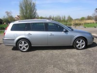 Ford Mondeo Wagon 1.8i-16V Platinum