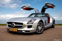 Mercedes-Benz SLS AMG  