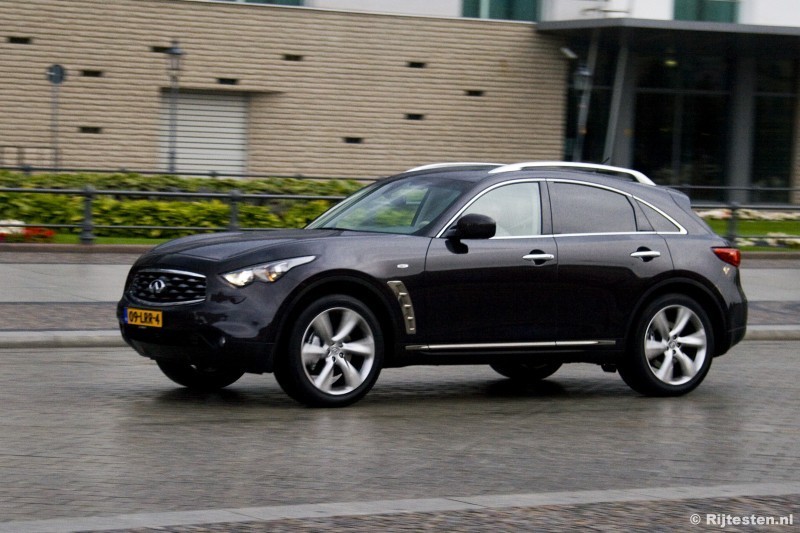 Infiniti FX 30d S Premium