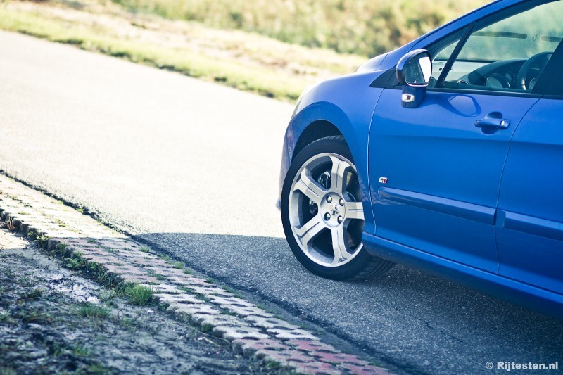 Peugeot 308 GTI  