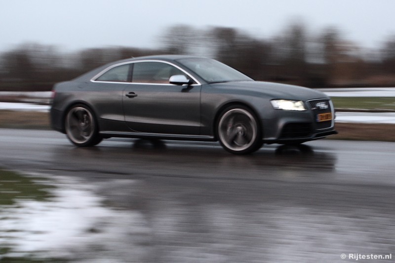 Audi RS 5 Coupé 4.2 FSI quattro  