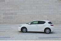 Lexus CT 200h  