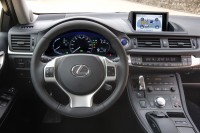 Lexus CT 200h  