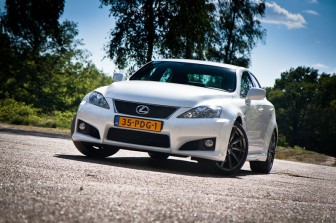 Lexus IS-F 5.0 V8