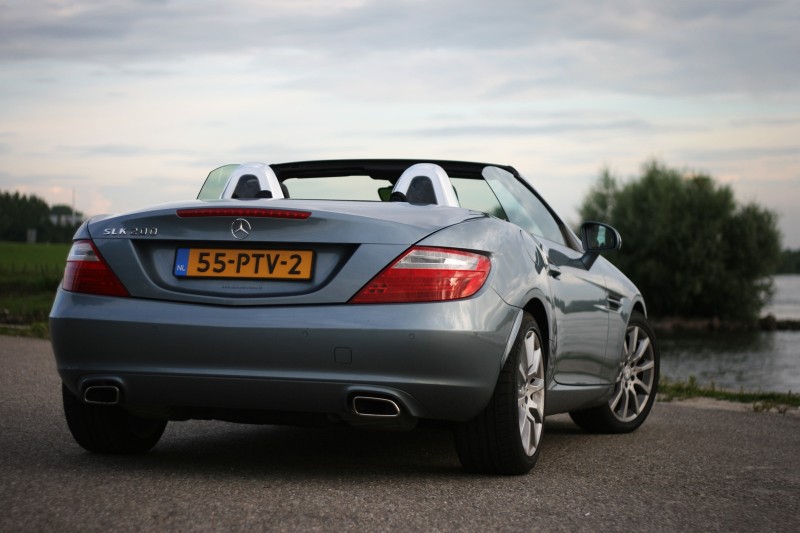 Mercedes-Benz SLK 200 BlueEFFICIENCY 