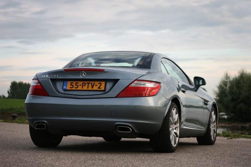 Mercedes-Benz SLK 200 BlueEFFICIENCY 