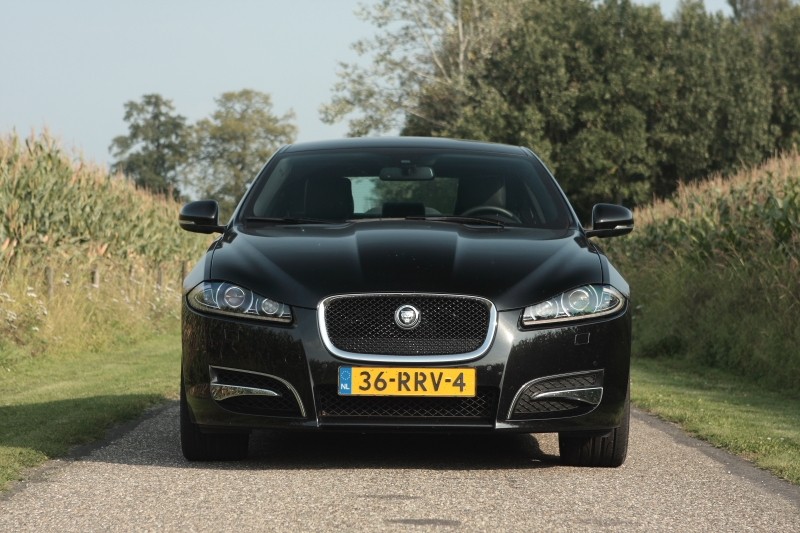 Jaguar XF 2.2D 