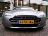 Aston Martin V8 Vantage  