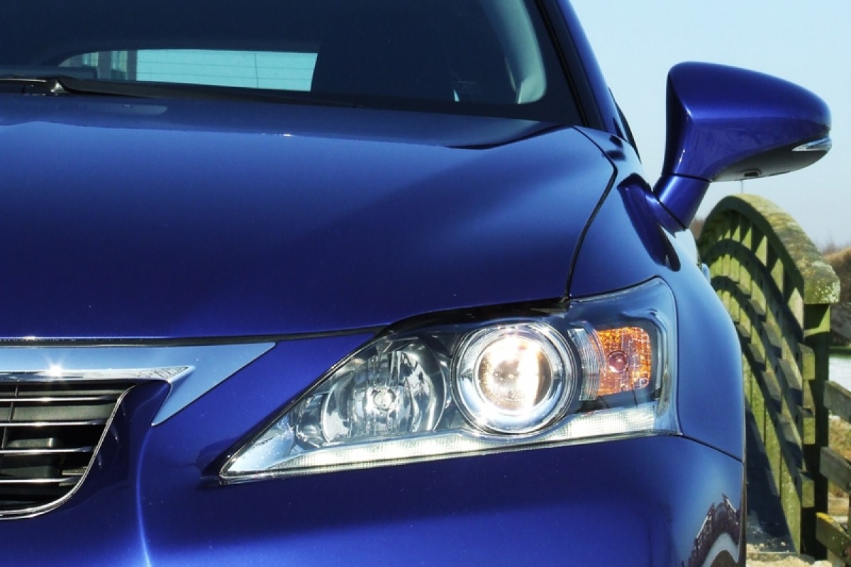 Lexus CT 200h  Business Line