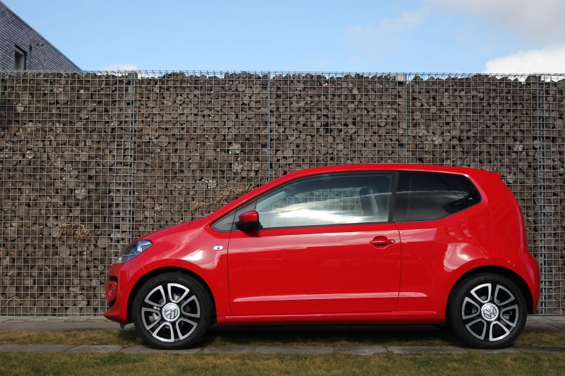 Volkswagen Up! 75 pk high up!