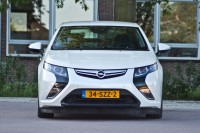 Opel Ampera  