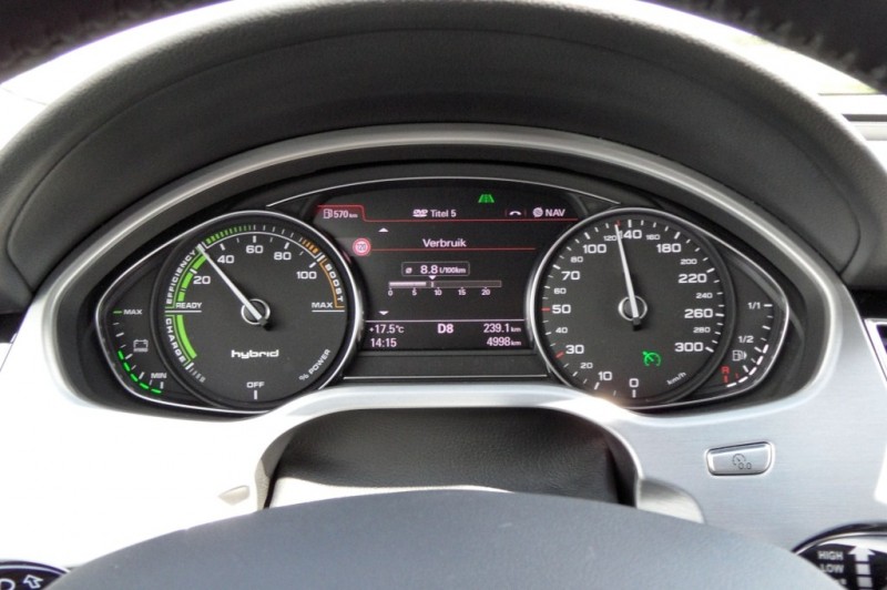 Audi A8 Hybrid Pro Line +