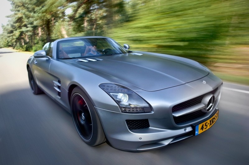 Mercedes-Benz SLS AMG Roadster  