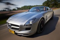 Mercedes-Benz SLS AMG Roadster  