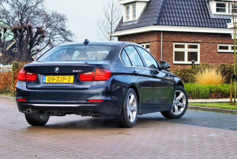 BMW 3 Serie 320i EDE High Executive