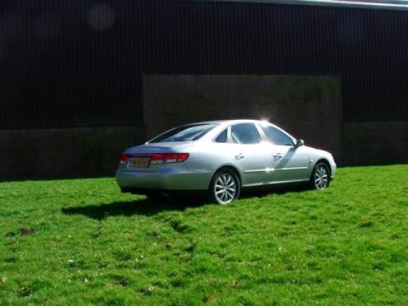 Hyundai Grandeur 3.3i V6 StyleVersion