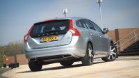 Volvo V60 Plug-in Hybrid D6 AWD Summum