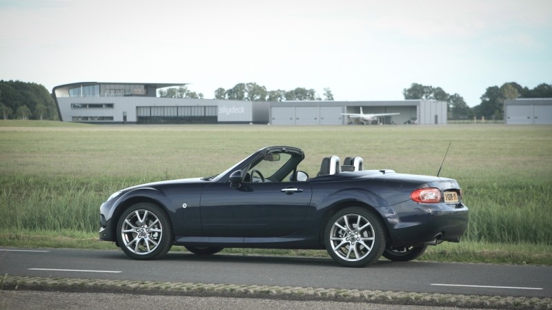 Mazda MX-5 Roadster Coupé 1.8 Hanabi